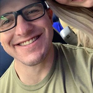 Meet your Posher, Eric